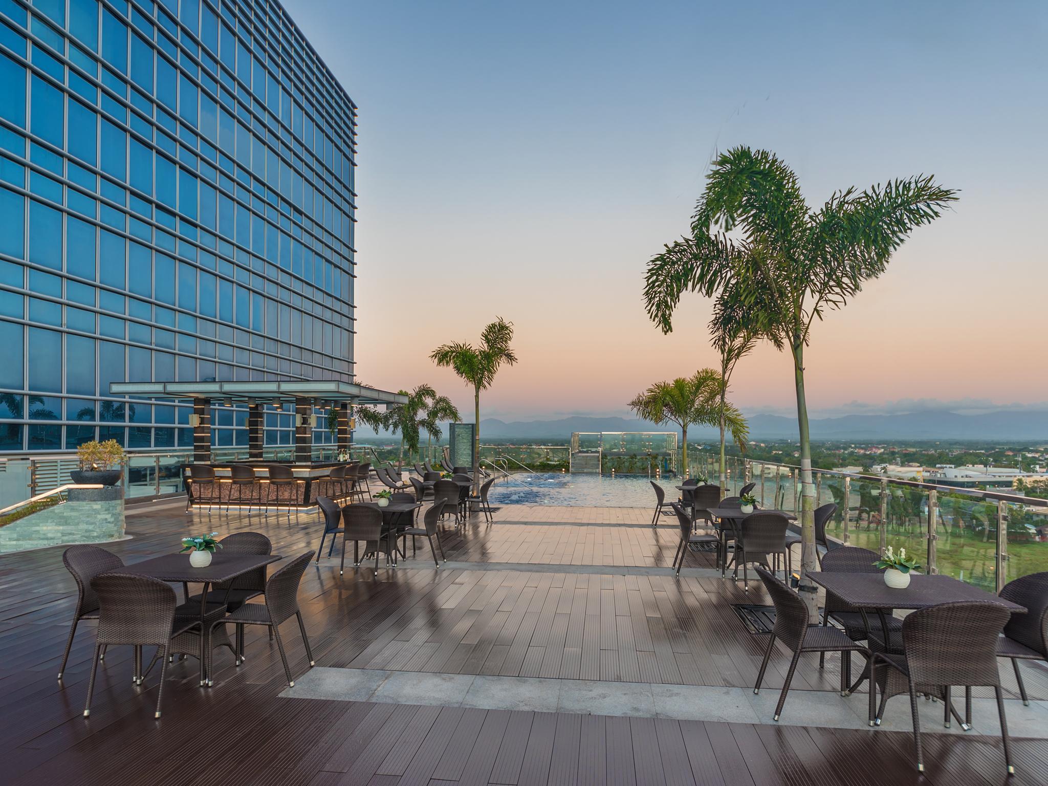 Richmonde Hotel Iloilo Ngoại thất bức ảnh