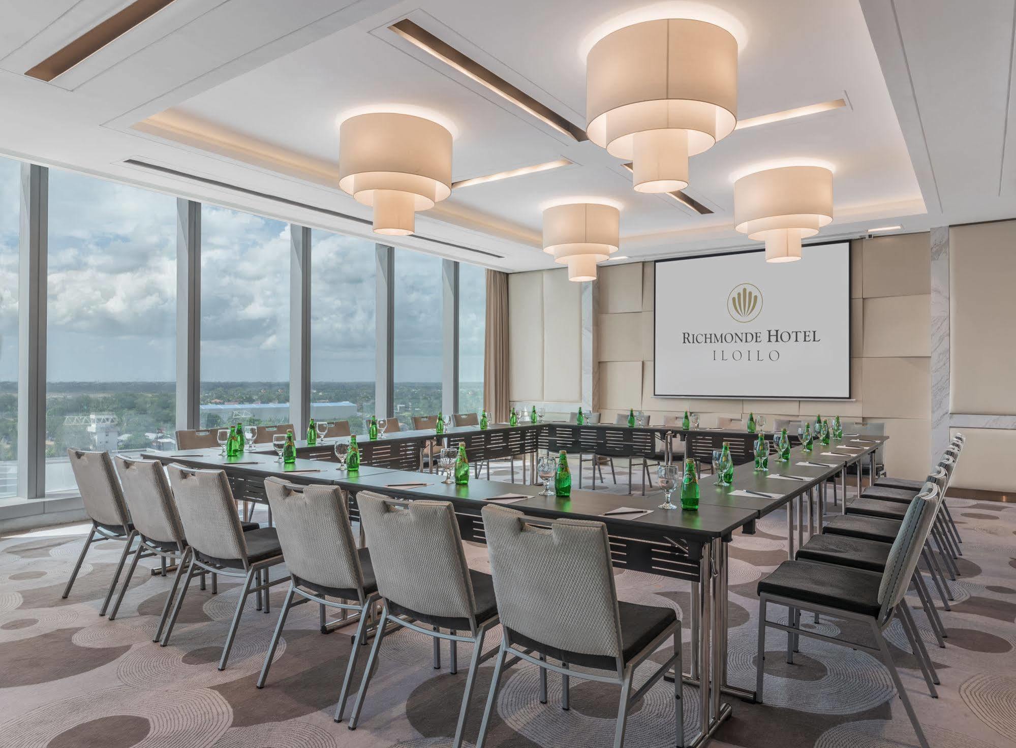Richmonde Hotel Iloilo Ngoại thất bức ảnh