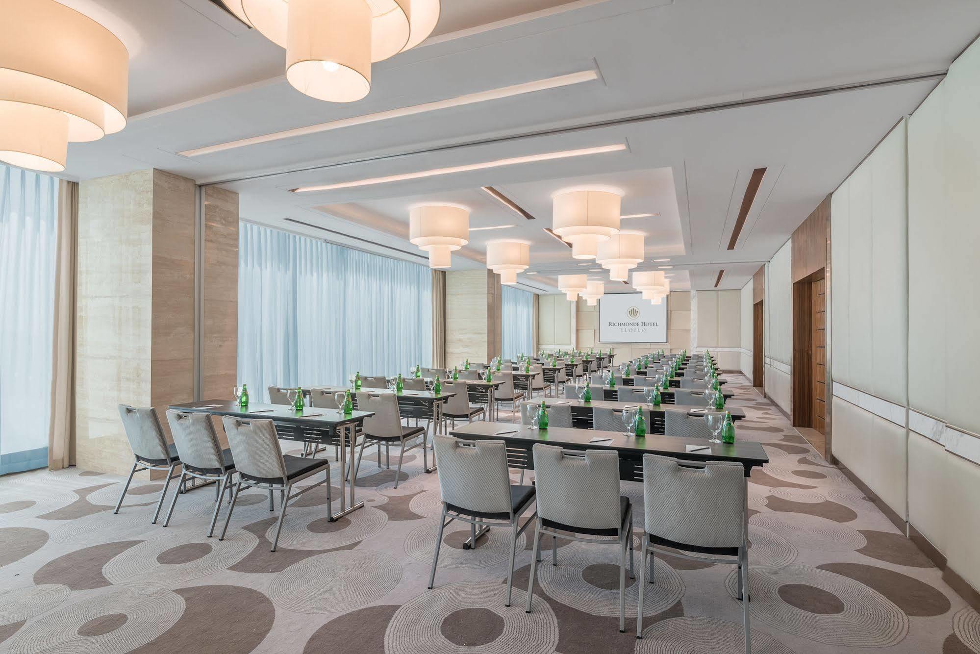 Richmonde Hotel Iloilo Ngoại thất bức ảnh
